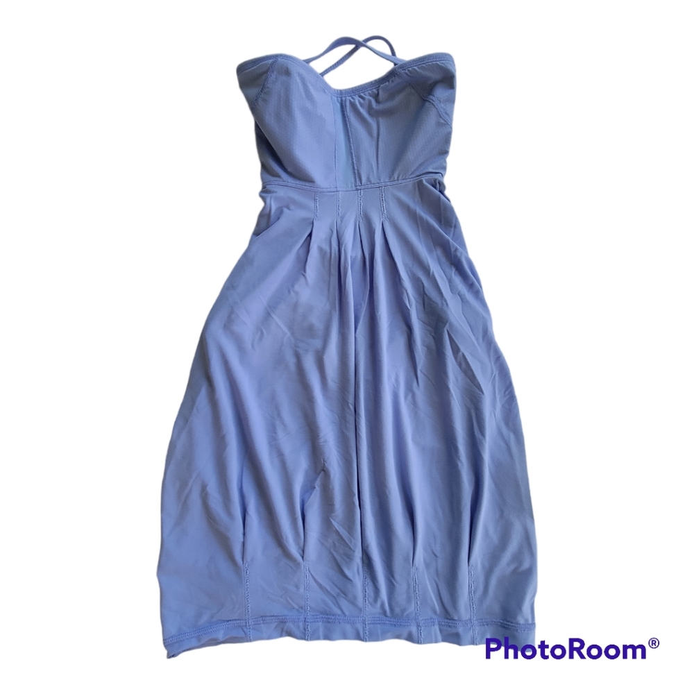 Lululemon Athletica blue top sleeveless straps size 8